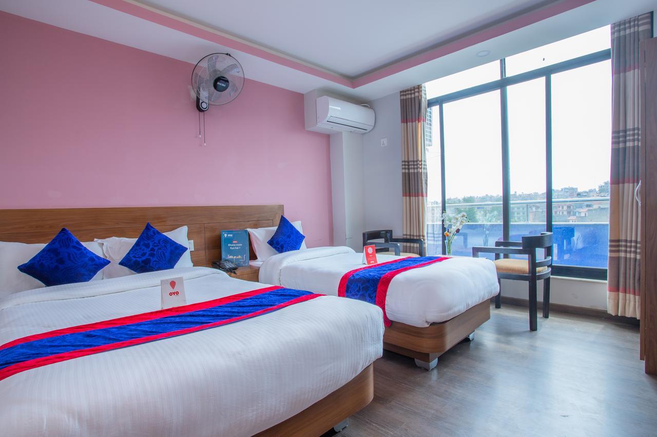 Oyo 136 Hotel Om Plaza Kathmandu Bagian luar foto